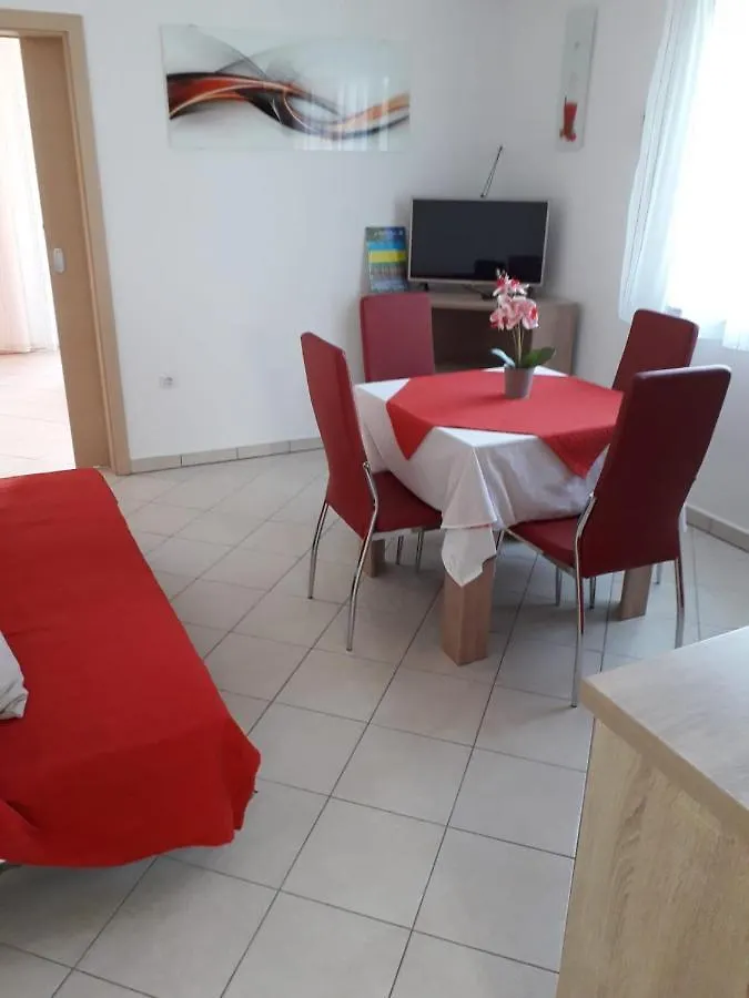Apartments Sandra Palit 0*,  Kroatien
