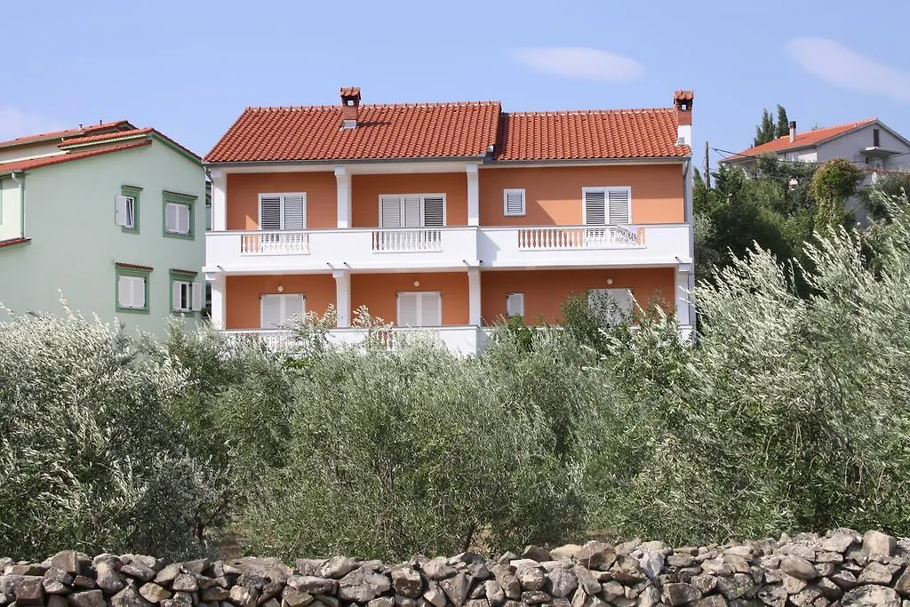 Apartments Sandra Palit
